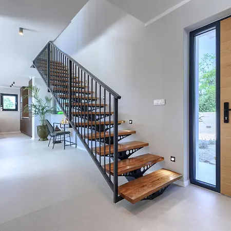 Piemonte Istria By Interhome 別荘 グロジュニャン